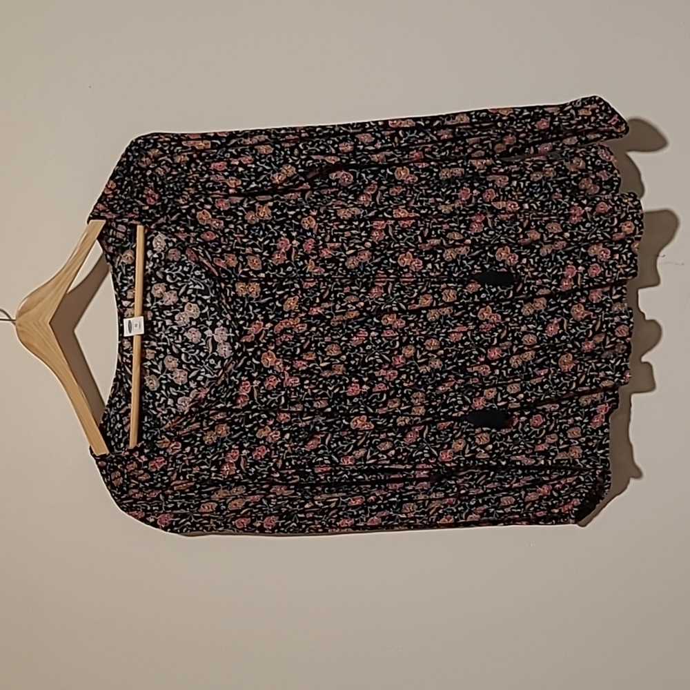 Old Navy, XS, Black w/Floral Print, Long-sleeved Peasant Top